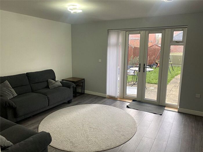 3 Bedroom End Of Terrace House To Rent In Somerley Drive, Crawley, West Sussex, RH10