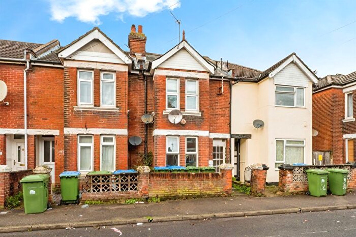 2 Bedroom Property For Sale In Malmesbury Road, Southampton, SO15