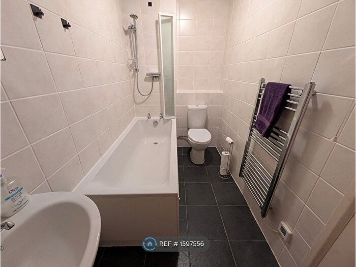 2 Bedroom Flat To Rent In Crawford Place, Newbury, RG14