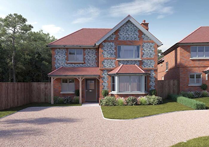 4 Bedroom Detached House For Sale In Rosewood Cottage, Stoke Row, RG9