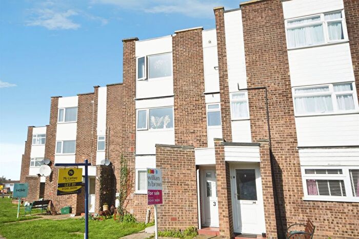 2 Bedroom Maisonette For Sale In Waveney Drive, Chelmsford, CM1