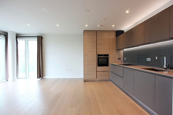 2 Bedroom Flat For Sale In Patterson Tower, Kidbrooke Park Road, London, SE3