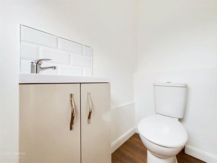 2 Bedroom End Of Terrace House For Sale In Byron Street, Daybrook, Nottingham, NG5