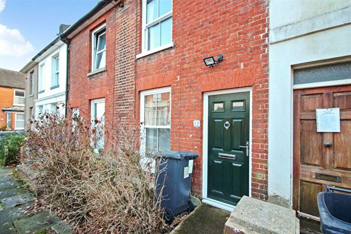 2 Bedroom Terraced House To Rent In Grove Terrace, Canterbury, Kent, CT1