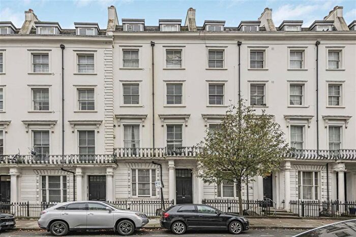 1 Bedroom Flat To Rent In Gloucester Terrace, London, W2