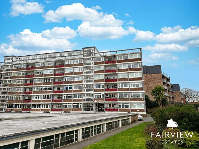 2 Bedroom Apartment To Rent In Wilford Lane, West Bridgford, NG2