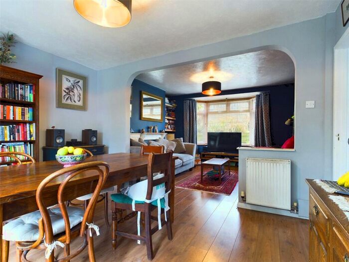 3 Bedroom Semi-Detached House To Rent In Spencer Avenue, Hove, BN3