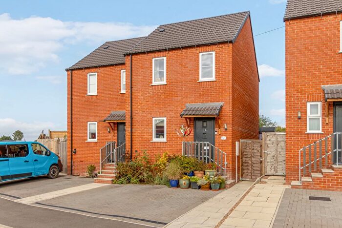 2 Bedroom Semi-Detached House For Sale In Slipe Drove, West Pinchbeck, Spalding, PE11