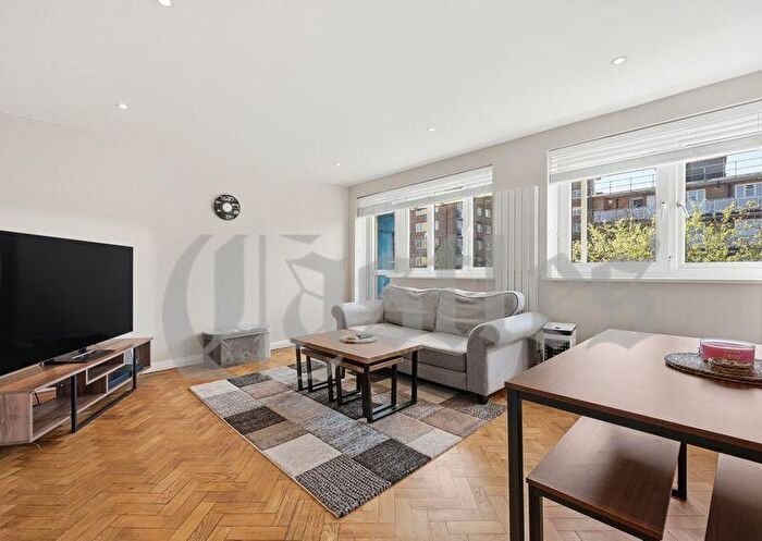 2 Bedroom Flat For Sale In Tewkesbury Close, London, N15