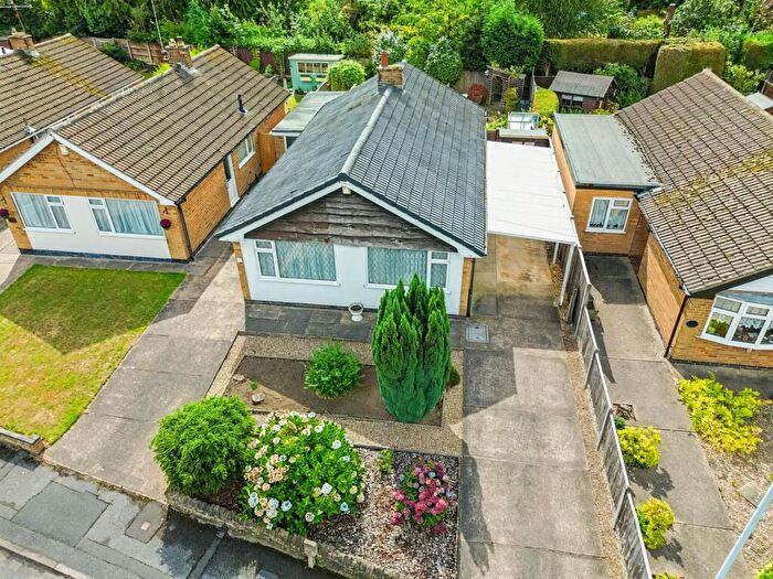 2 Bedroom Detached Bungalow For Sale In Leslie Grove, Calverton, Nottingham, NG14
