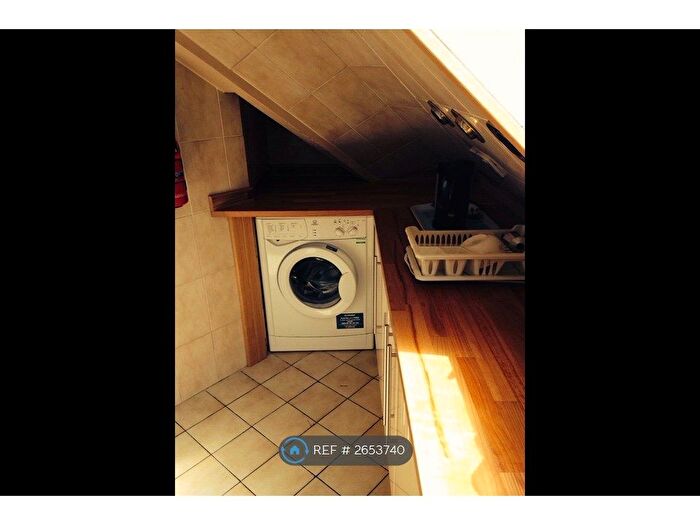 1 Bedroom Flat To Rent In Hendon Way, London, NW2
