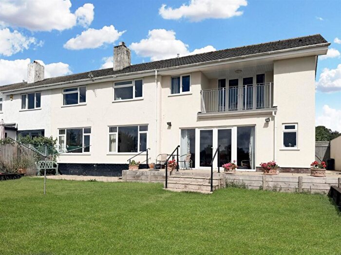 4 Bedroom Semi Detached House For Sale In Abbey Road, Pilton, Barnstaple, EX31