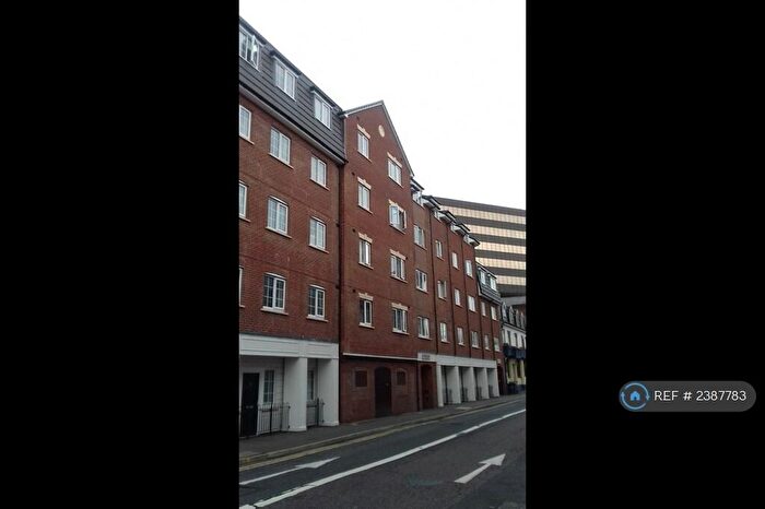 2 Bedroom Flat To Rent In The Elms, Luton, LU1
