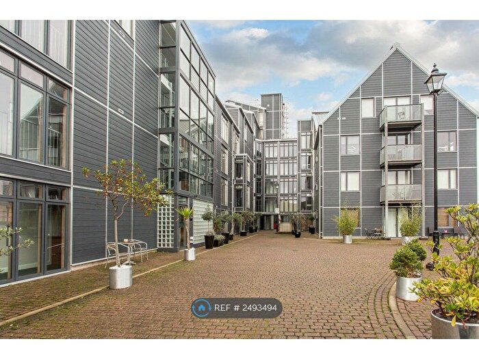 2 Bedroom Flat To Rent In Island House, London, E3