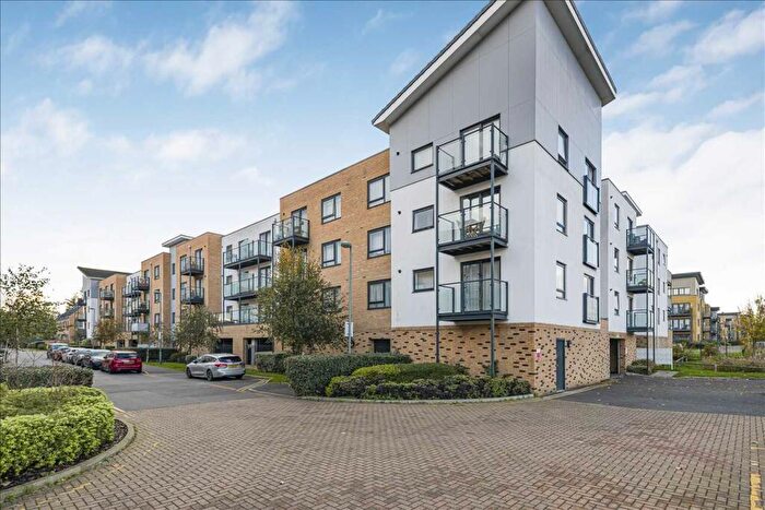 2 Bedroom Apartment For Sale In Creek Mill Way, Dartford, DA1