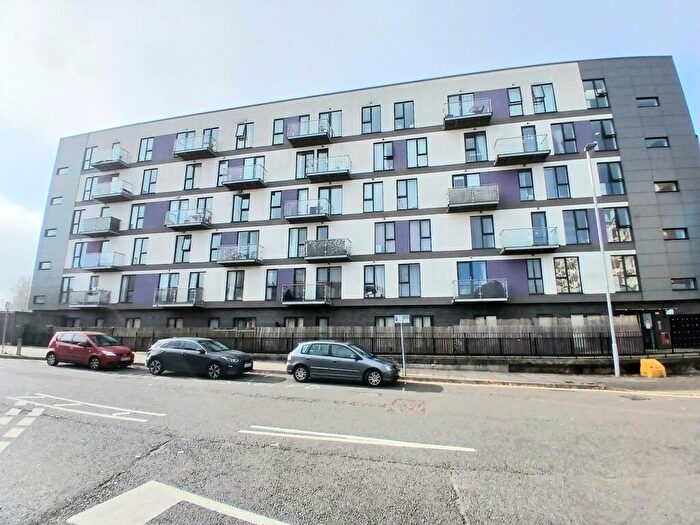 2 Bedroom Flat To Rent In Swingate, Stevenage, SG1