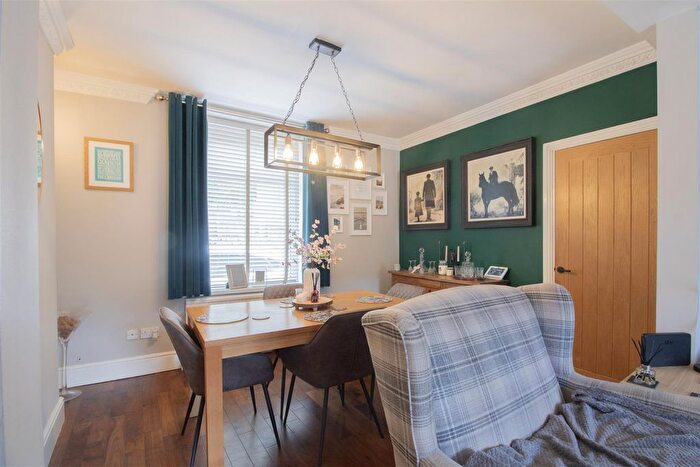 2 Bedroom End Of Terrace House For Sale In Commercial Road, Ynysddu, Newport, NP11