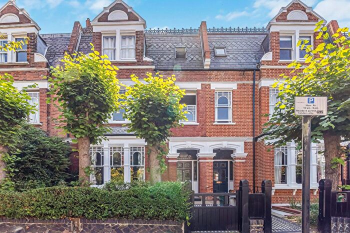 5 Bedroom Terraced House For Sale In Whitehall Park, Whitehall Park, London, N19