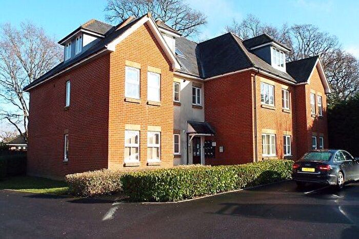 1 Bedroom Flat To Rent In A Dean Road, Southampton, SO18