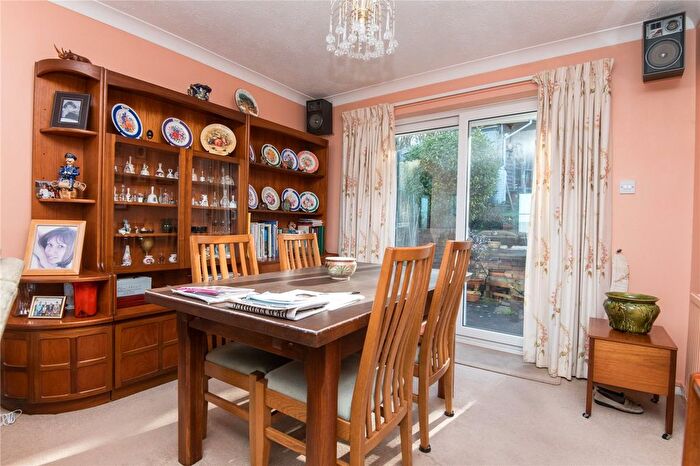 3 Bedroom Bungalow For Sale In Buttery Road, Honiton, Devon, EX14
