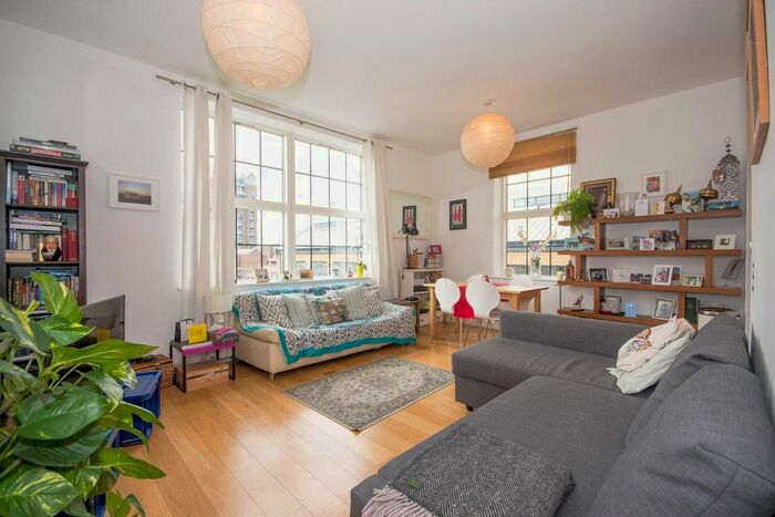 1 Bedroom Flat To Rent In York Road, London, SW11