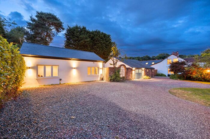 4 Bedroom Cottage For Sale In Blue Cap Cottages, Chester Road, Sandiway, CW8