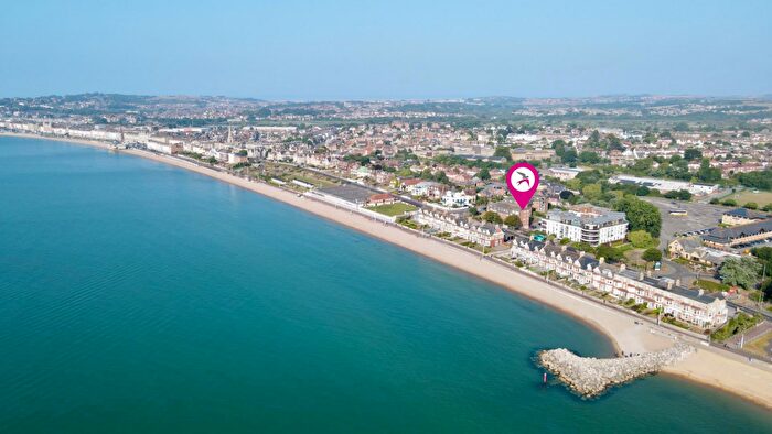 2 Bedroom Apartment For Sale In Beach Ct, Melcombe Avenue, Weymouth, DT4
