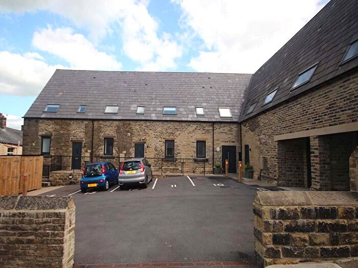 2 Bedroom Duplex To Rent In Wellington Street, Barnoldswick, Lancashire, BB18