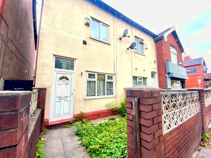 2 Bedroom Terraced House For Sale In Buxton Road, Hazel Grove