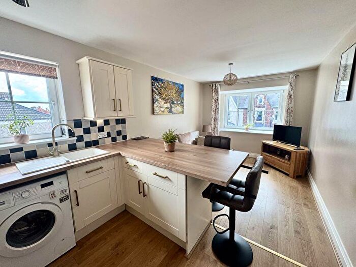 2 Bedroom Flat For Sale In Edwards Road, Whitley Bay, NE26