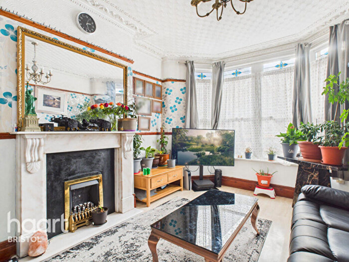 7 Bedroom Terraced House For Sale In Brentry Road, Bristol, BS16