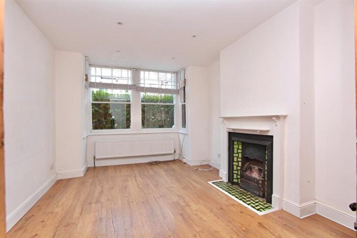 2 Bedroom Flat To Rent In St. Margaret's Avenue, N15