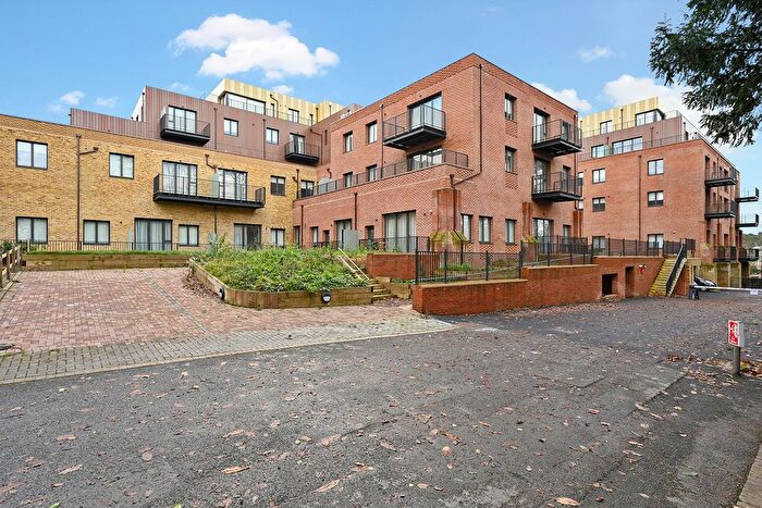 1 Bedroom Flat To Rent In Farnborough Road, Farnborough, GU14