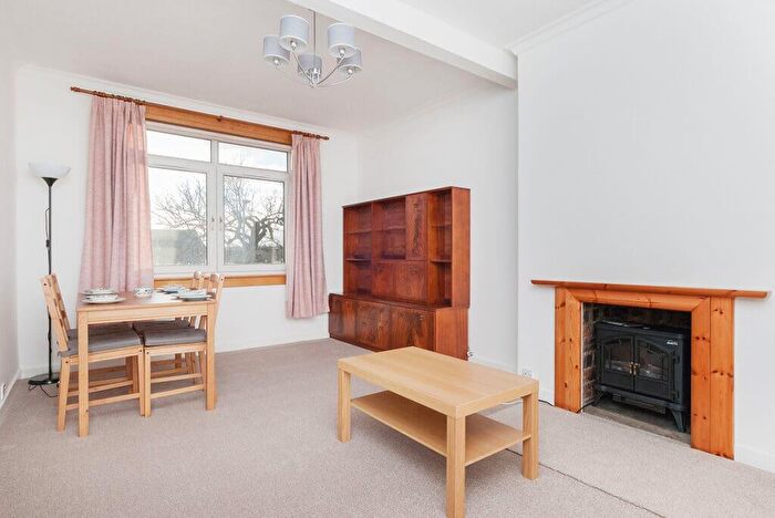 2 Bedroom Villa To Rent In L – Warriston Road, Edinburgh, EH7