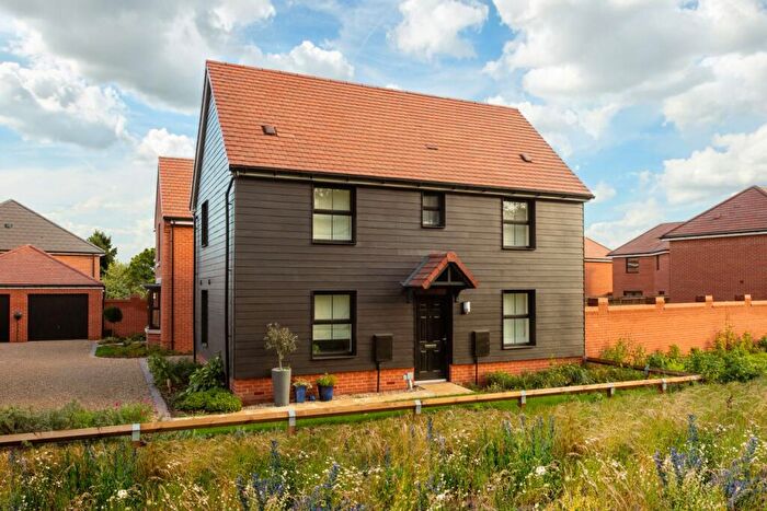 3 Bedroom Detached House For Sale In Oxlip Boulevard, Ipswich, IP1