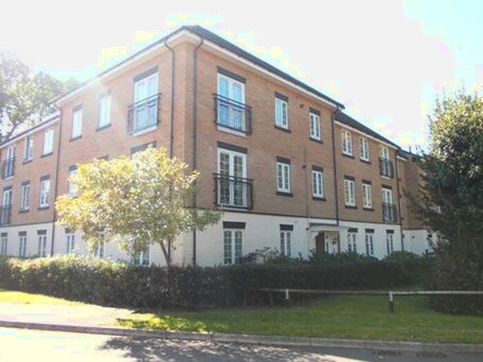 2 Bedroom Flat To Rent In Buchanan Road, Rugby, CV22