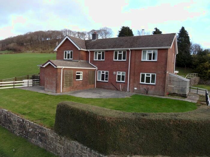 4 Bedroom Detached House To Rent In Dyffryn Glyn, Y Fan, Llanidloes, Powys, SY18