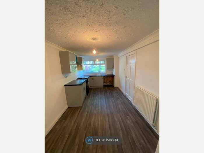 3 Bedroom Semi-Detached House To Rent In Newmarket Walk, South Shields, NE33