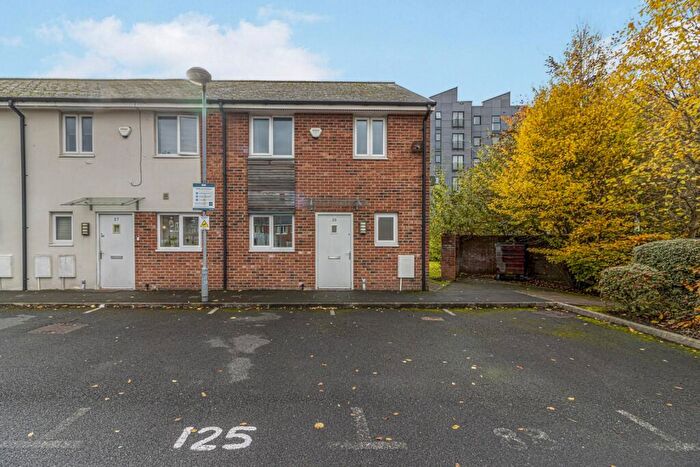 3 Bedroom End Of Terrace House For Sale In Stillwater Drive, Manchester, M11