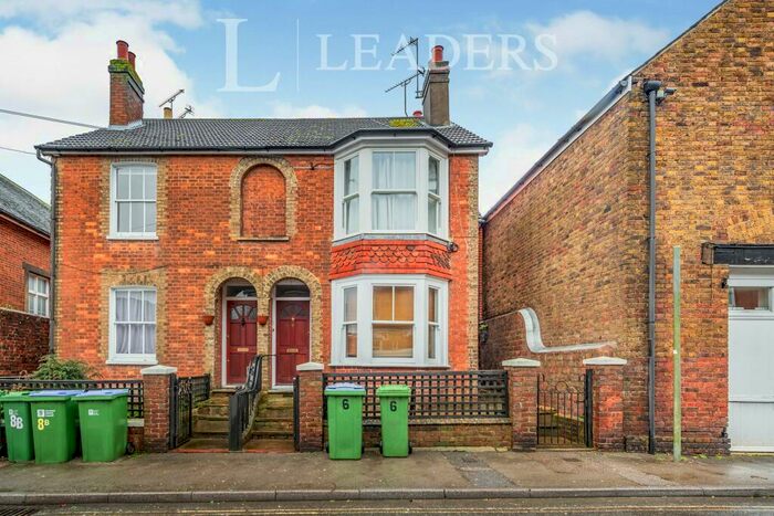 1 Bedroom Flat To Rent In Denne Road, Horsham, RH12