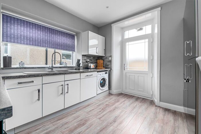 2 Bedroom Cottage For Sale In Main Street, Larbert, FK5