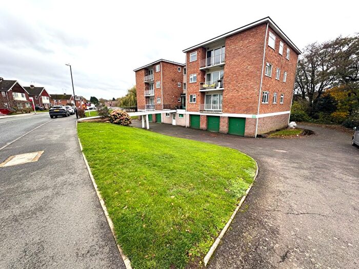 2 Bedroom Flat For Sale In Bowfell Court, Coventry, CV5