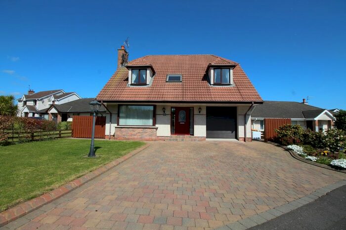 4 Bedroom Detached House For Sale In Brackenridge Green, Carrickfergus, BT38
