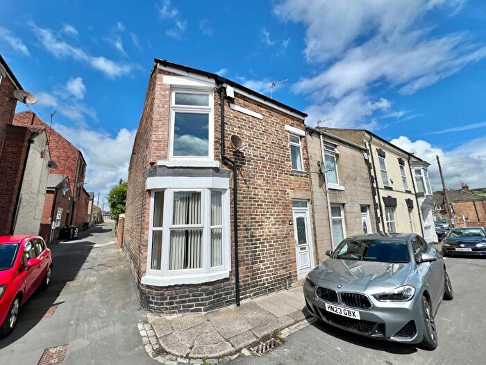 2 Bedroom End Of Terrace House To Rent In Addison Street, Crook, DL15