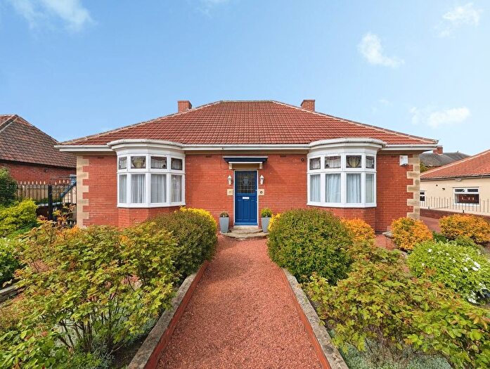 3 Bedroom Bungalow For Sale In Beadling Gardens, Fenham, Newcastle Upon Tyne, NE4