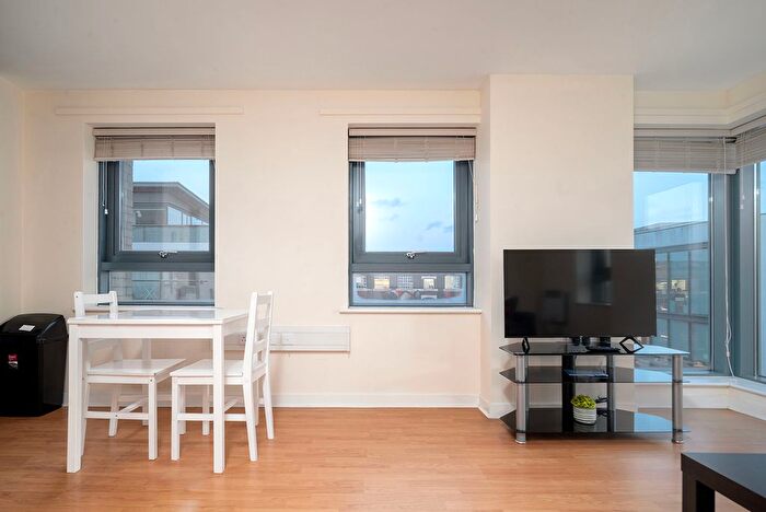 1 Bedroom Flat To Rent In Cam Road, London, E15