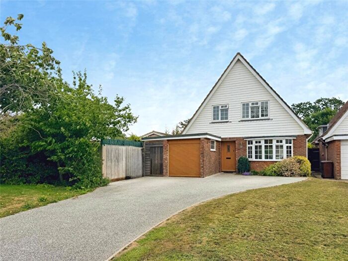 3 Bedroom Detached House For Sale In Merryfield Crescent, Angmering, West Sussex, BN16