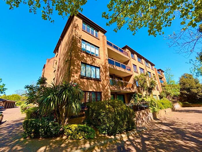1 Bedroom Flat For Sale In Widmore Road, Bromley, BR1