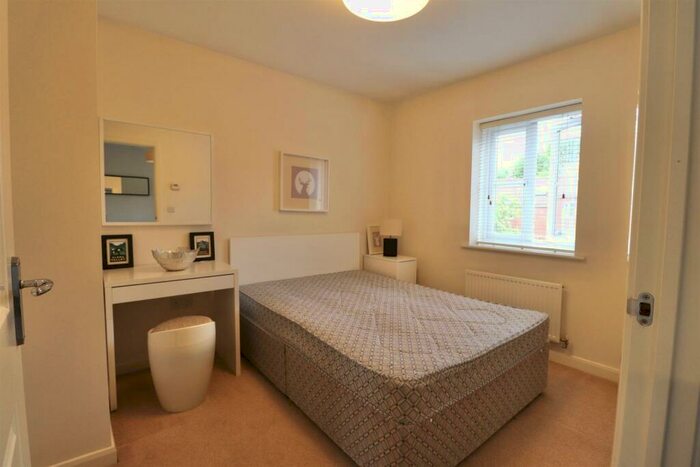 1 Bedroom Apartment For Sale In Bed Coach House - Hunsbury Meadows, NN4