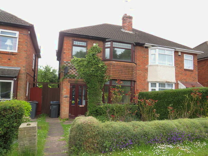 3 Bedroom Semi-Detached House To Rent In Plants Brook Road, Walmley, B76